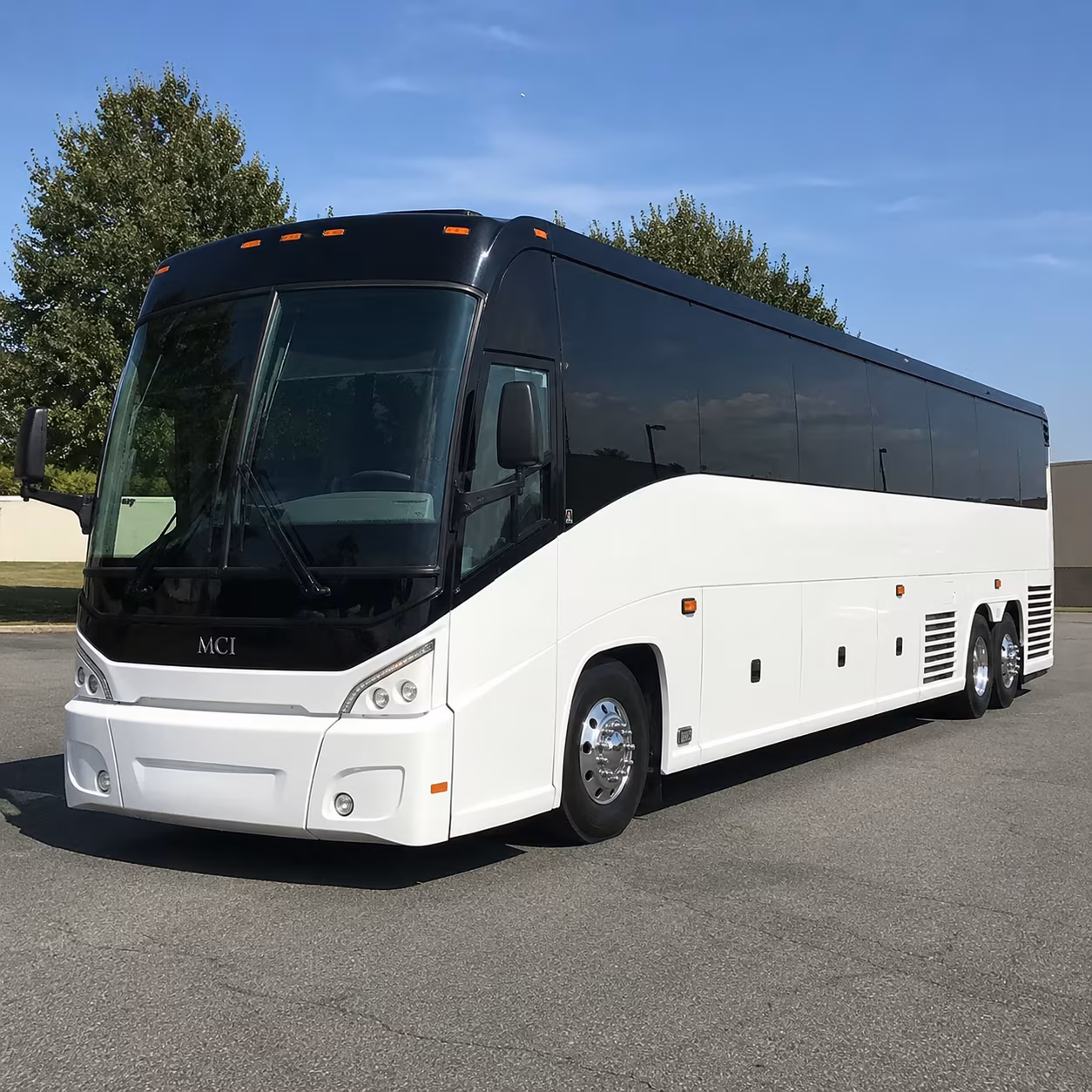 airport shuttle buses for cruise passengers at the port of mobile