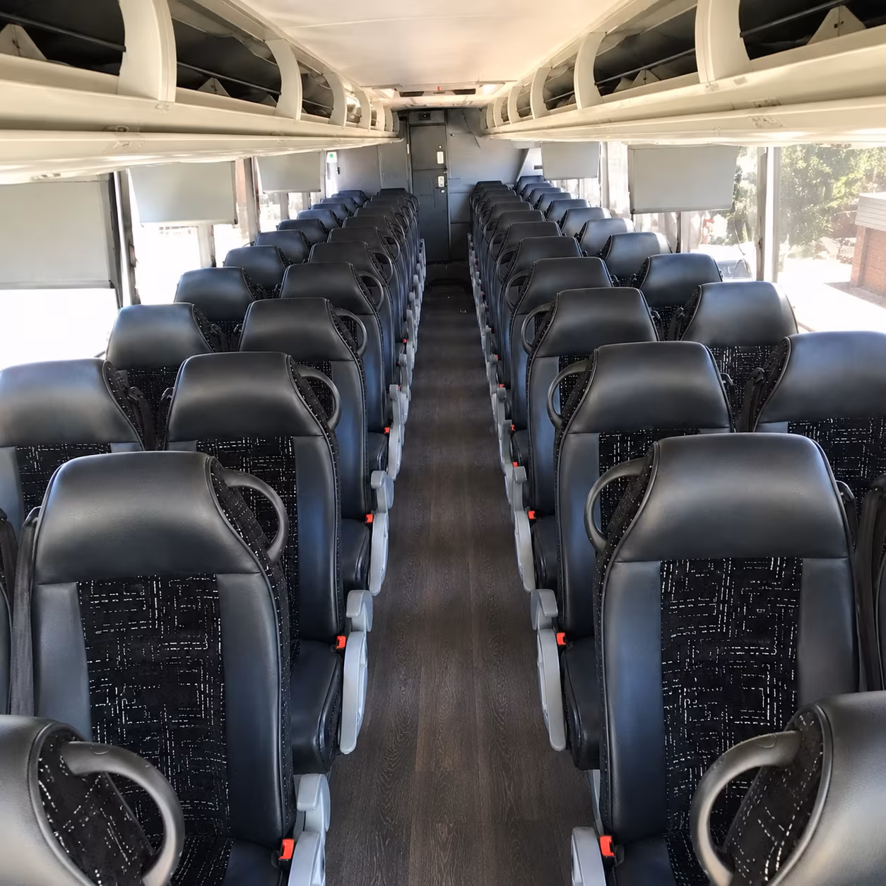 mobile charter bus