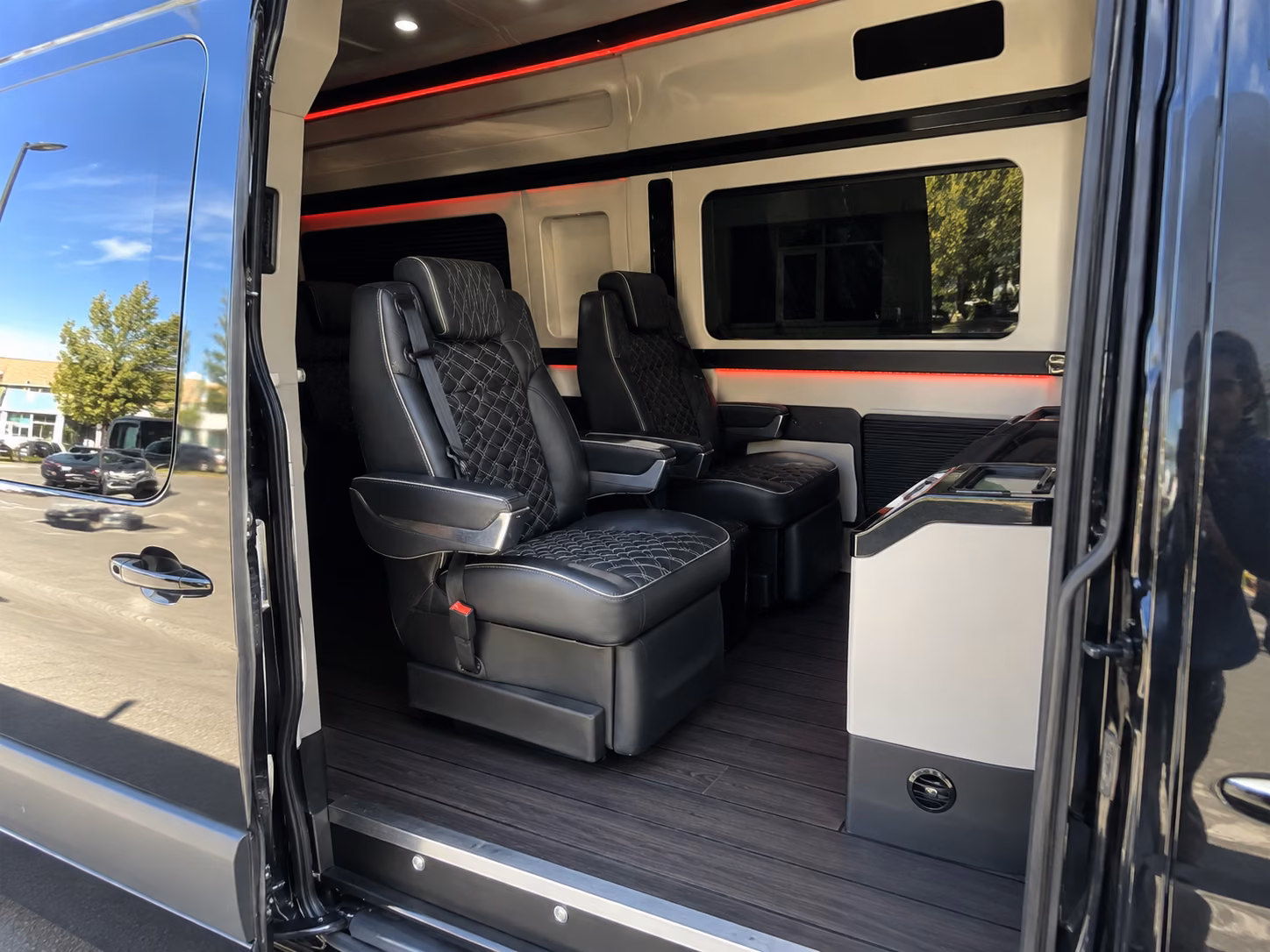 mobile long distance transportation onboard seating