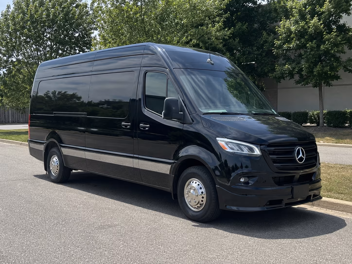 mobile sprinter van with driver